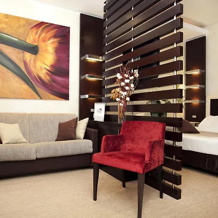 Les Fleurs Luxury House
