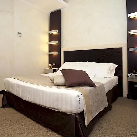 Les Fleurs Luxury House 3* Řím
