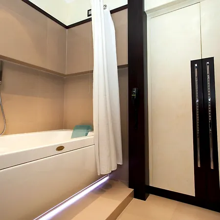 Les Fleurs Luxury House Penzion 3*