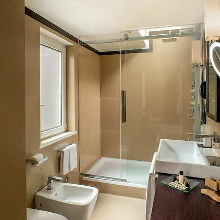 Les Fleurs Luxury House Rome