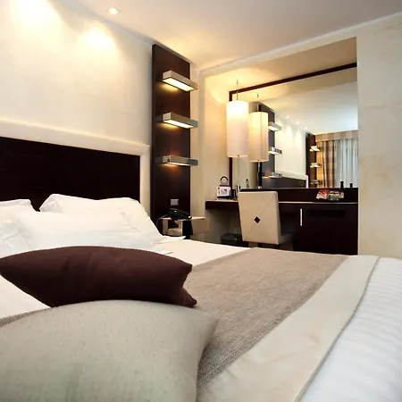 Affittacamere Les Fleurs Luxury House